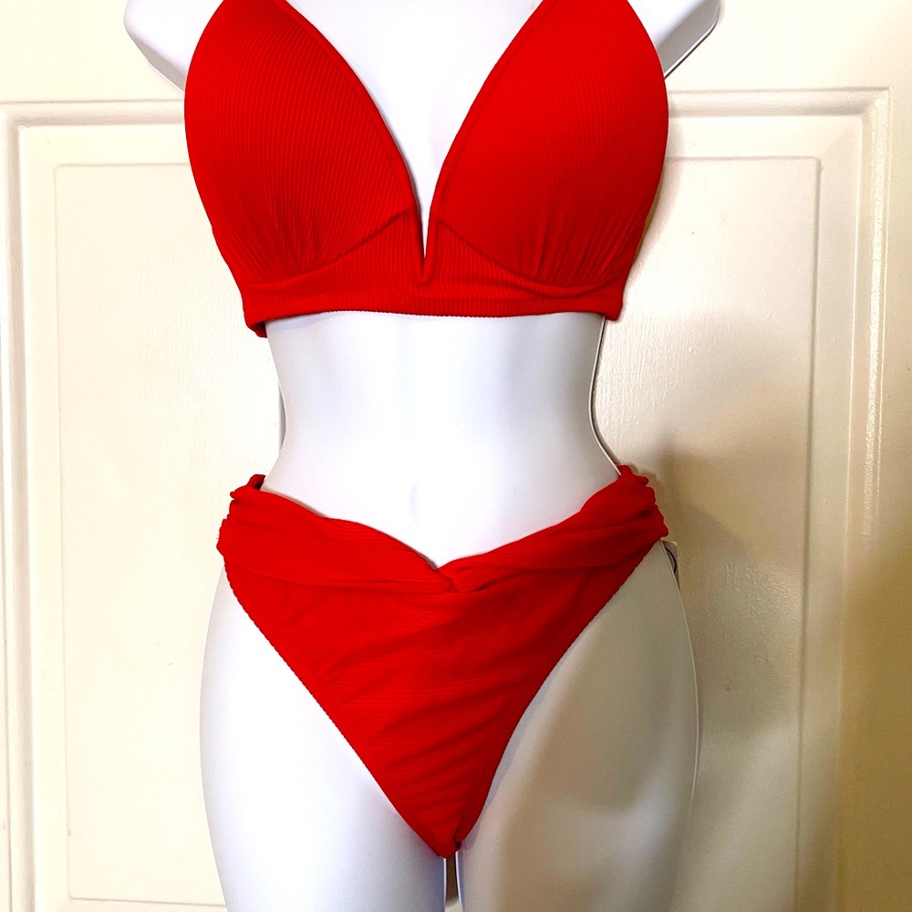 Shade&Shore Red Ribbed V-Wire Bikini Top 34DD Leilani Red ridge bikini bottom 12